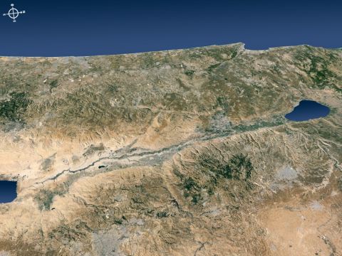 Le centre d'Israël, vu de l'Est et orienté vers l'Ouest, passant par la Vallée du Jourdain jusqu'à la Mer Méditerranée. – Numéro de diapositive 8