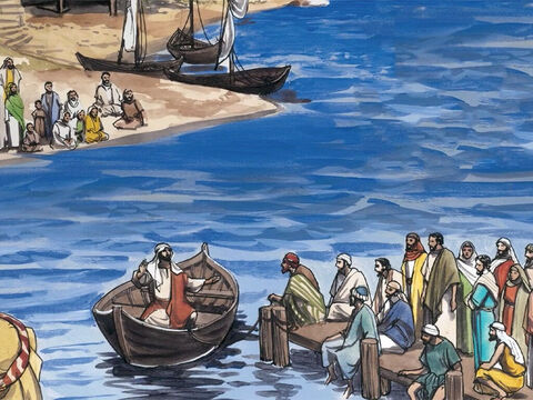 Ce même jour, Jésus sortit de la maison, et s’assit au bord de la mer. Une grande foule s’étant assemblée auprès de lui, il monta dans une barque, et il s’assit. – Numéro de diapositive 1