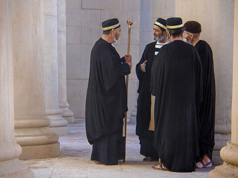 Les pharisiens et les chefs du temple apprirent bientôt ce qui était arrivé. – Numéro de diapositive 4