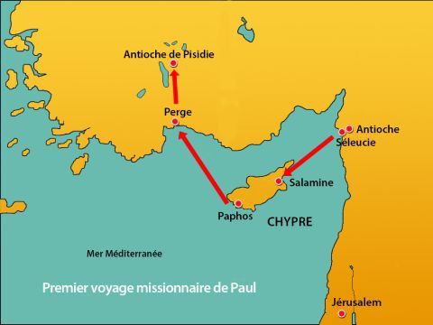 Paul et Barnabas se dirigèrent vers l'intérieur des terres dans une région connue sous le nom de Pisidie ​​dont la capitale était Antioche. Antioche de Pisidie était une ville importante où plusieurs routes commerciales se rencontraient. – Numéro de diapositive 4